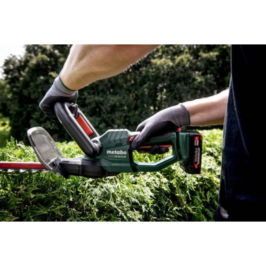 METABO Garden Set HS 18 LTX 55 Škare za živicu  +  SGS 18 LTX Q    Škare/Škare za travu  + Komplet baterija 2x2,0Ah 18V Punjač SC 30