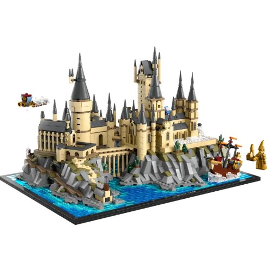 LEGO® HARRY POTTER™ Hogwarts Castle and Land™ 76419