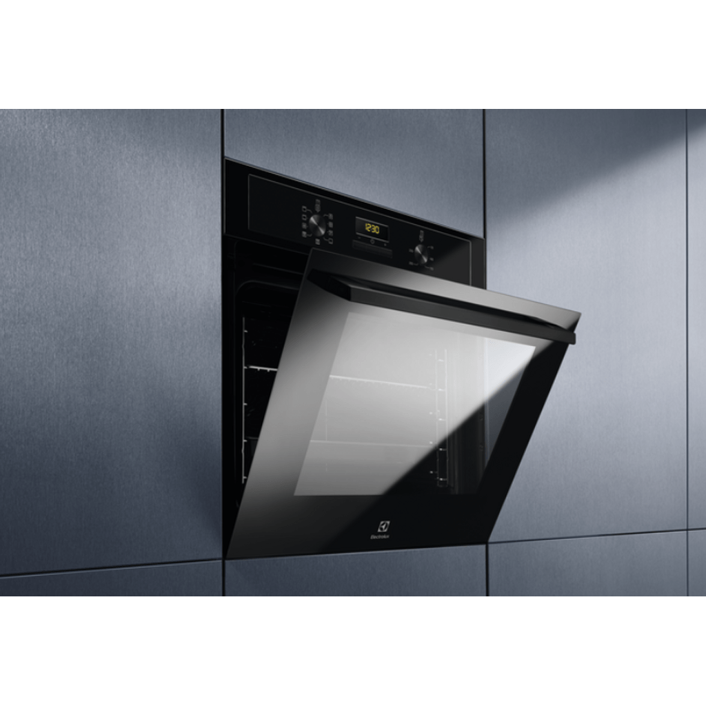 ELECTROLUX ugradbena pećnica EOF3H50BK